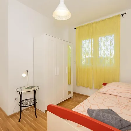 Apartmán Beautiful In With Kitchen