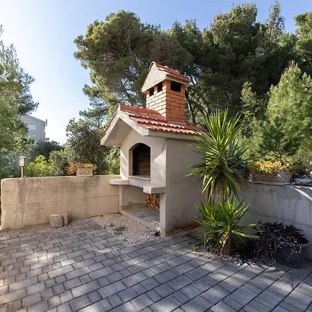 Apartment Amazing In With House Sea View