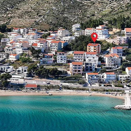 Apartment Amazing In With House Sea View Duce